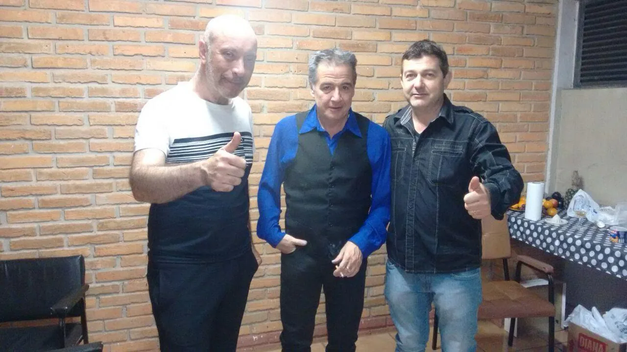 Encontro de bastidores com artista
